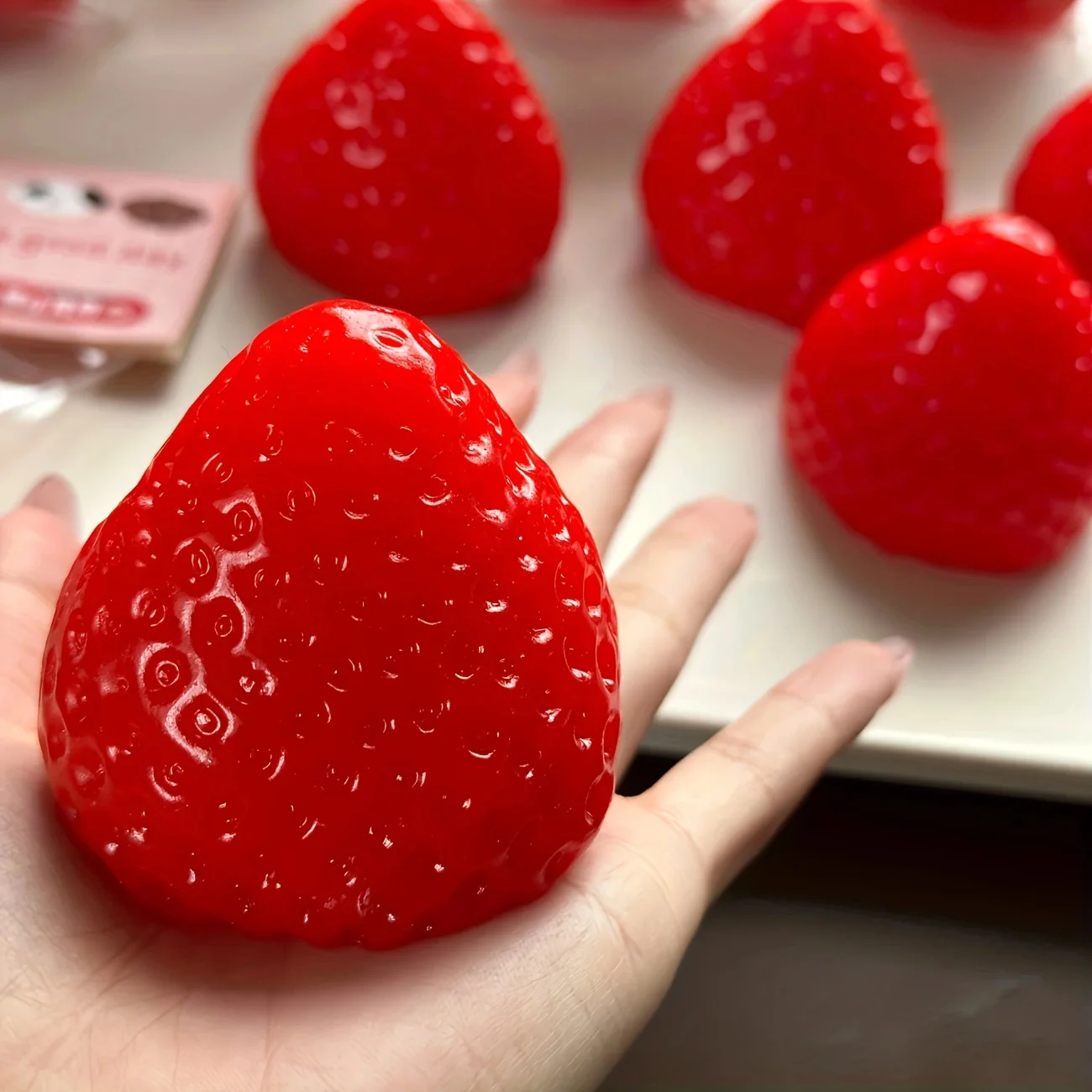 Strawberry Taba Squishy Fidget - Stationery Office บทวิจารณ์และราคา